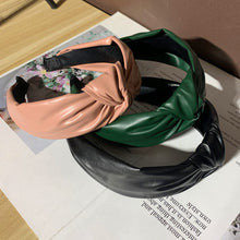 Load image into Gallery viewer, **PU Leather Headbands.
